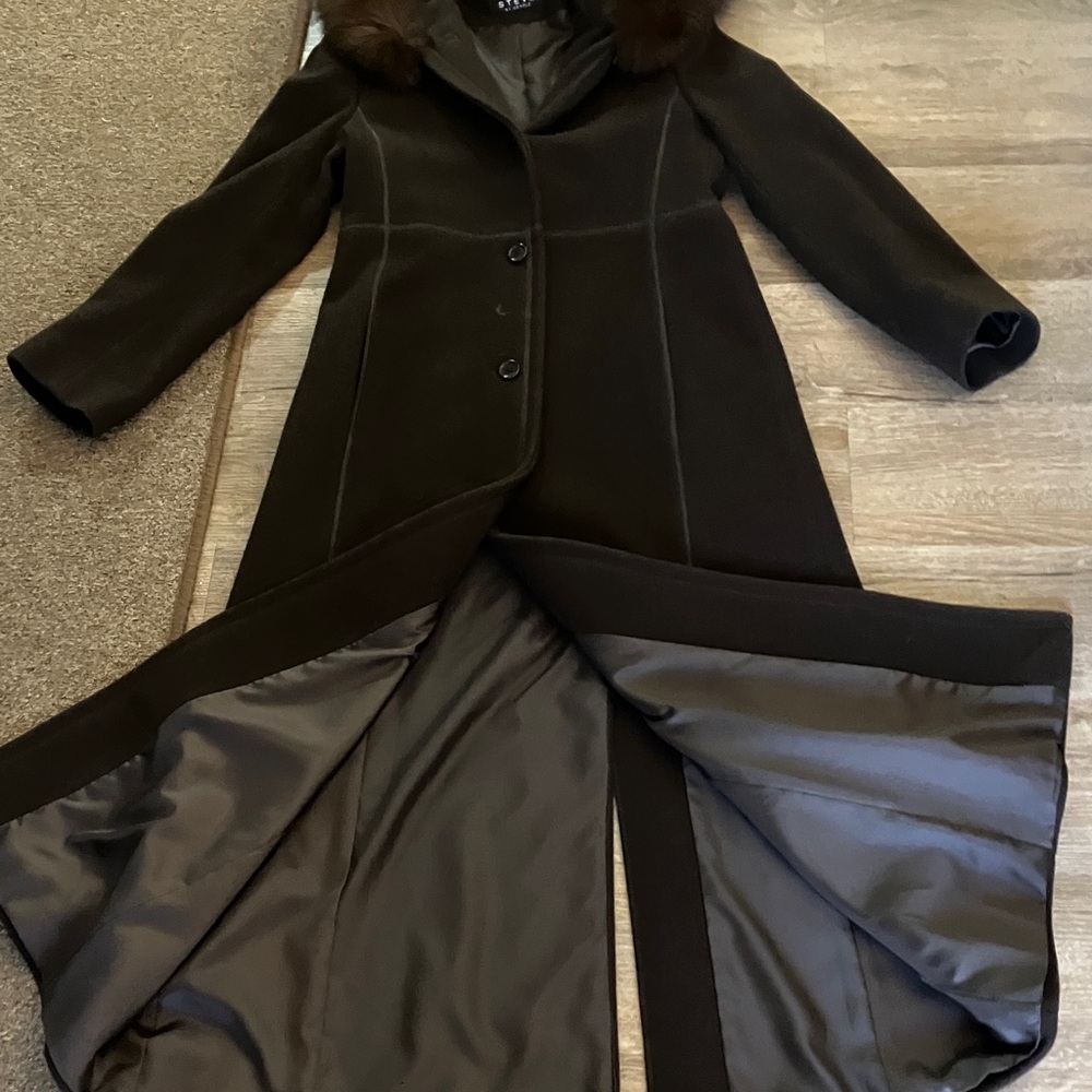 Steve by Searle Cashmere Wool Coat w/fur - Picture 6 of 10
